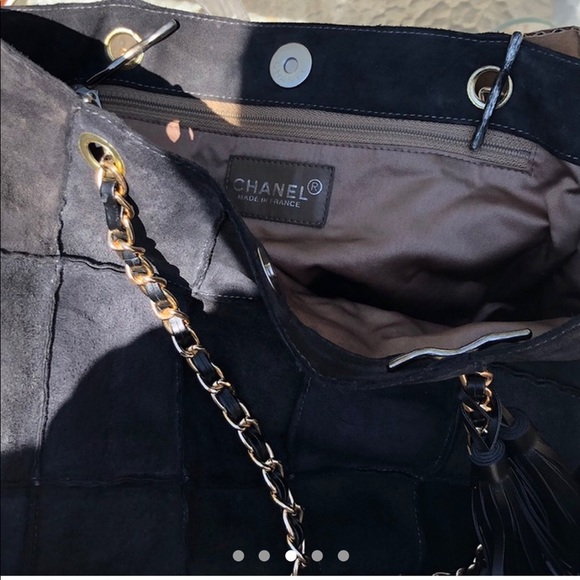 Chanel tote - Picture 6 of 17